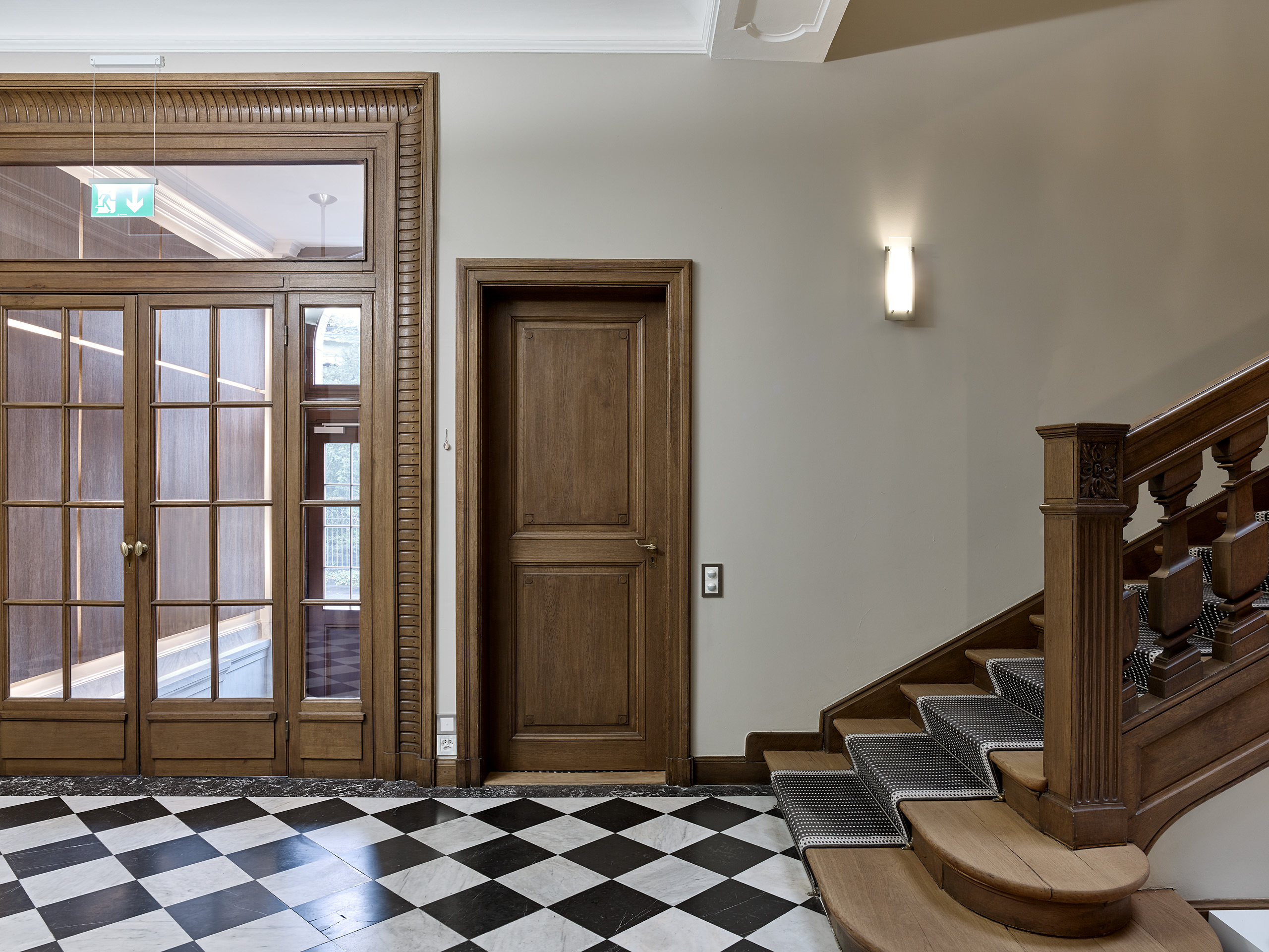 E19702 Alpa 088022 SCREEN